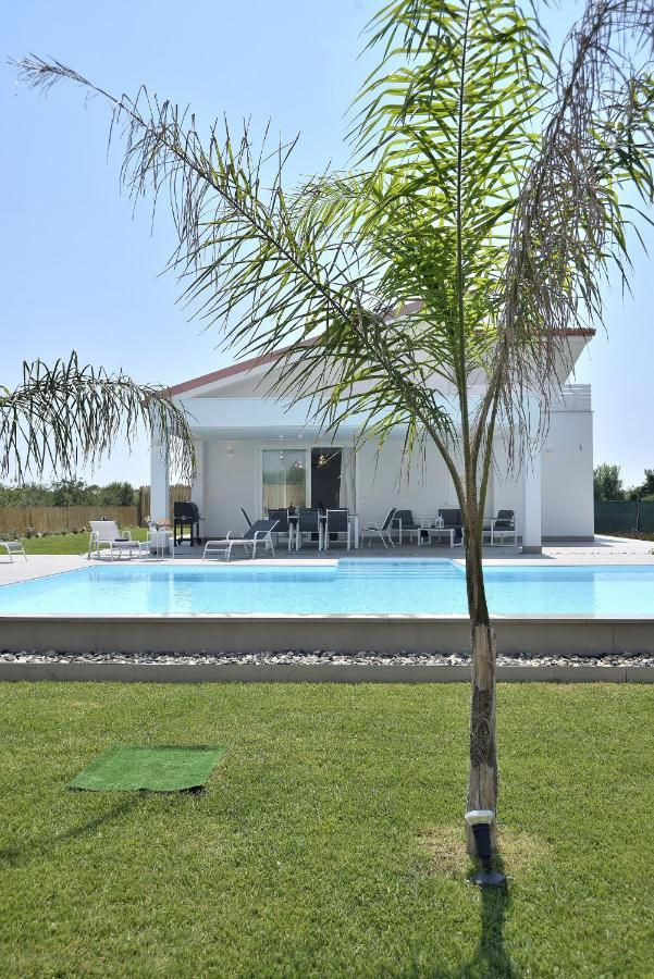 Villa Giaira Con Piscina Privata ซานตามาเรีย เดล โฟกัลโล ภายนอก รูปภาพ