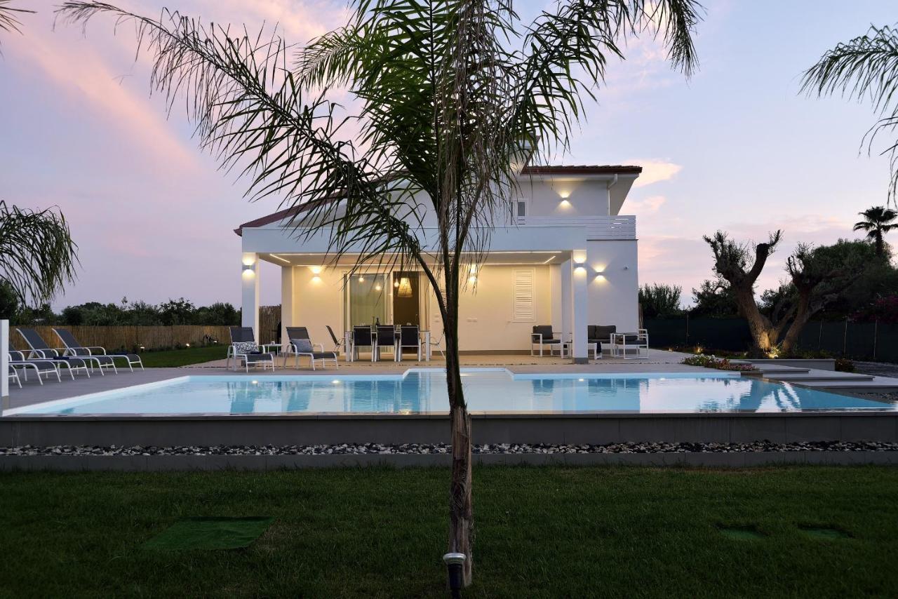 Villa Giaira Con Piscina Privata ซานตามาเรีย เดล โฟกัลโล ภายนอก รูปภาพ